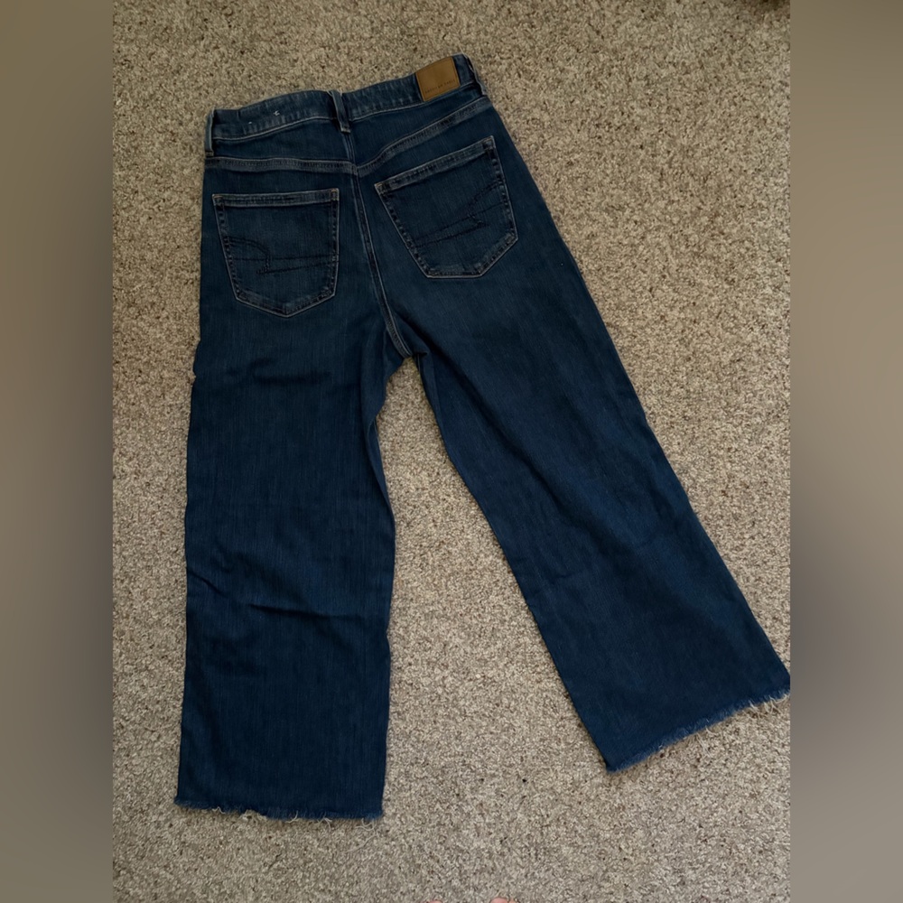 American Eagle Destroyed Super High Rise Baggy Wide Leg Jeans Short* - Picture 2 of 11